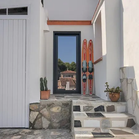 For 10 With Swimming Pool And Sea View *