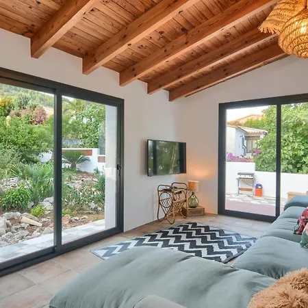 Villa For 10 With Swimming Pool And Sea View Denia